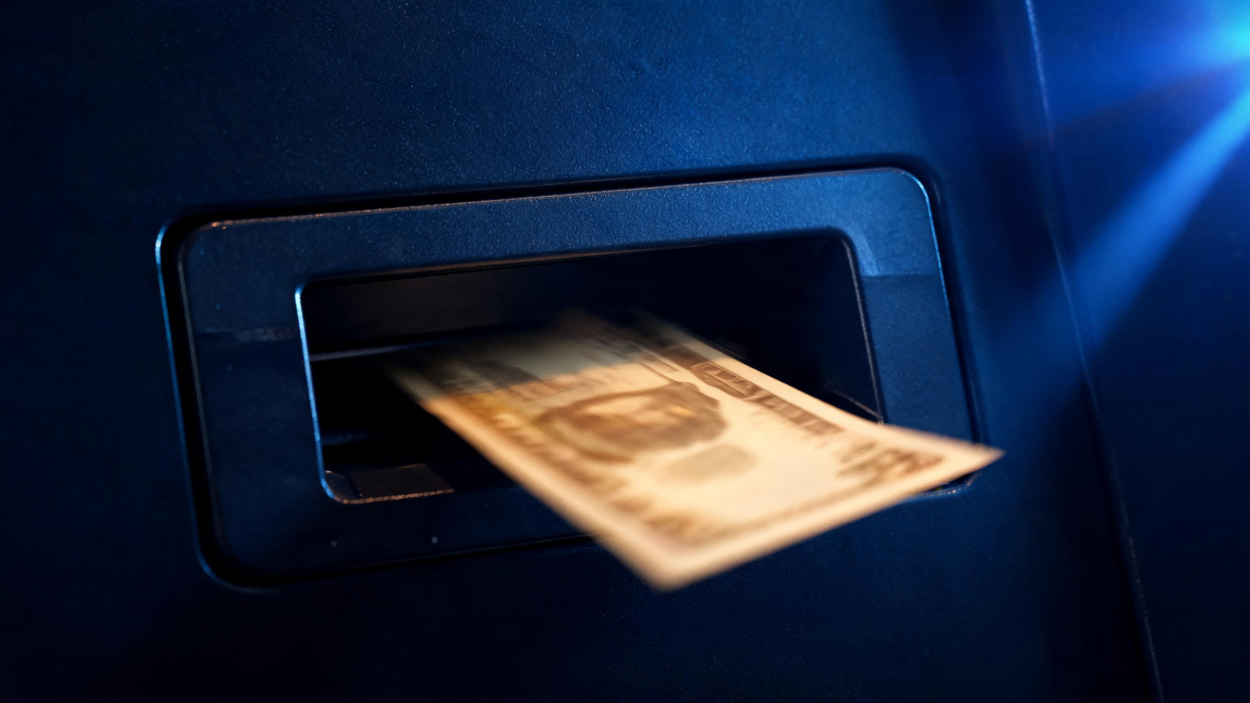 Operasyonun Perde Arkası: ATM'lerdeki Yazılım Açığını Kullandılar